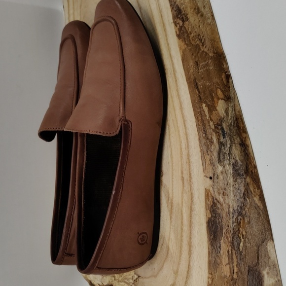 Born Brown Leather Loafers, Size 8M - Picture 4 of 10